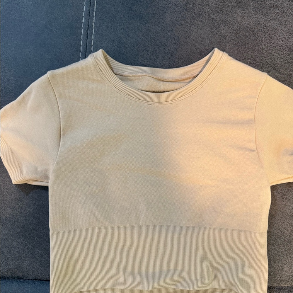 Aerie Cream Short Sleeve Tee